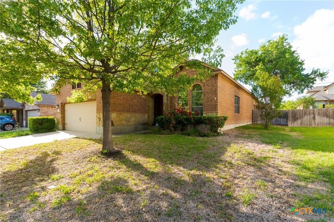 Building Photo - 5405 English Oak Dr