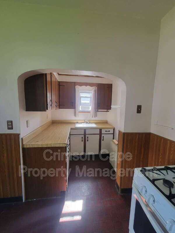 Building Photo - 722 Hazle St