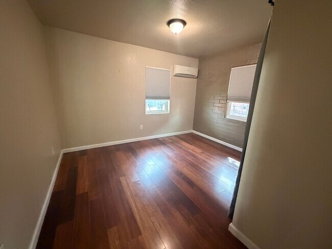 Building Photo - 1333 Terrace Dr