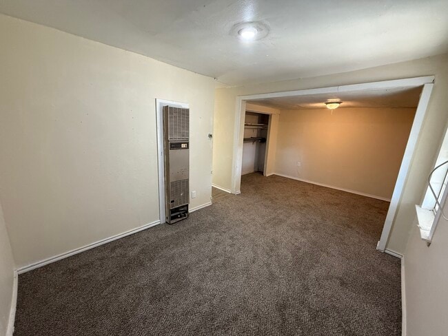 Building Photo - Lebanon rear