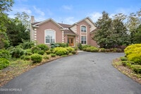 Building Photo - 186 Riverwood Dr