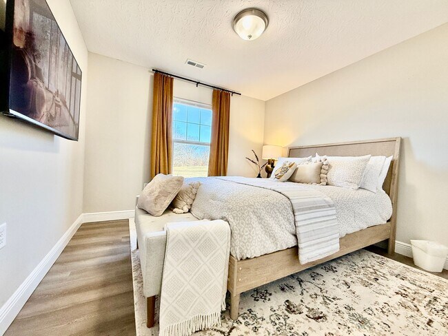 Building Photo - 224 Taylor Dr