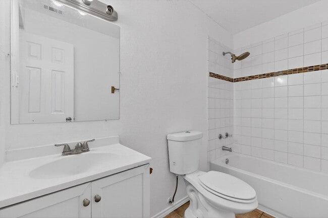 Building Photo - 6805 Newcastle Pl