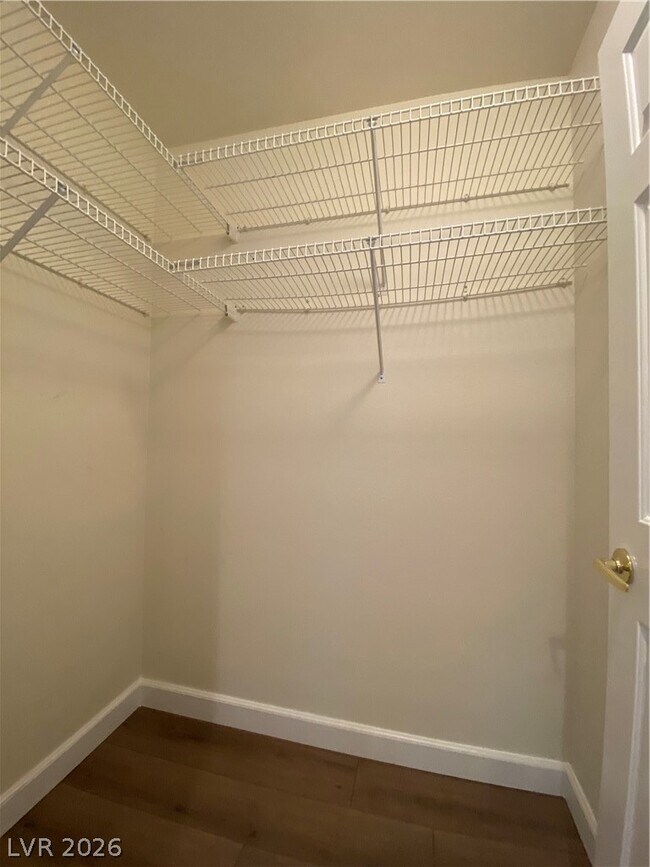 Building Photo - 2624 Breakers Creek Dr