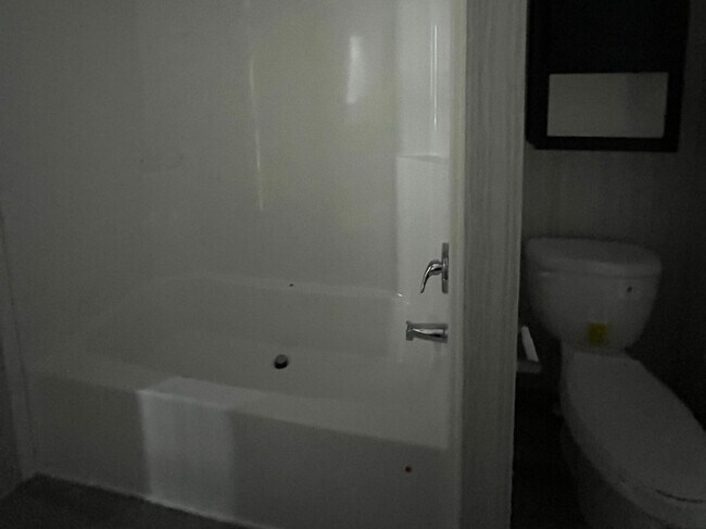 Building Photo - 5417 Regay Ct