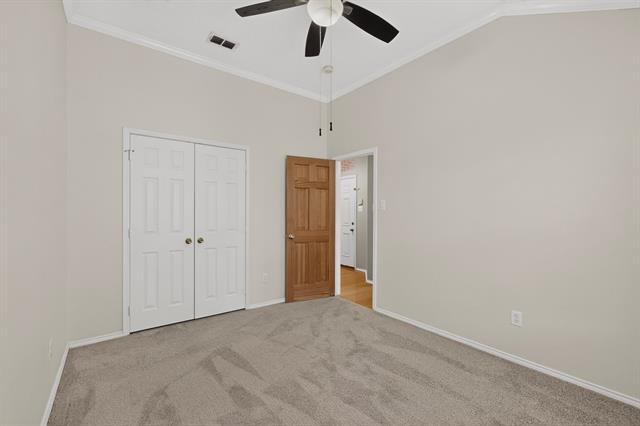 Building Photo - 2312 London Dr