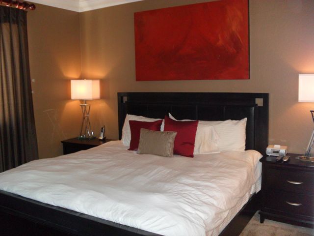 Building Photo - Meridian 2Bdr/2Bath Luxury Condo w/Den, Valencia floor plan.