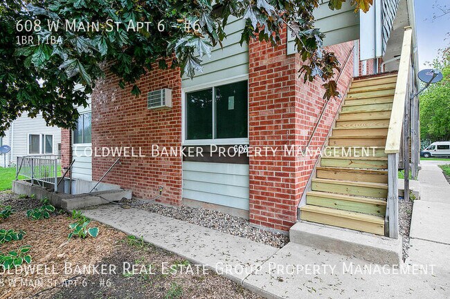 Building Photo - 608 W Main St
