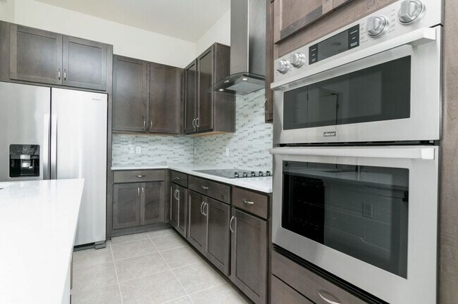 Building Photo - 13557 Larkton Ln