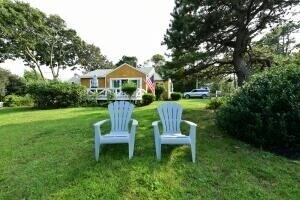 Building Photo - 208 Standish Rd