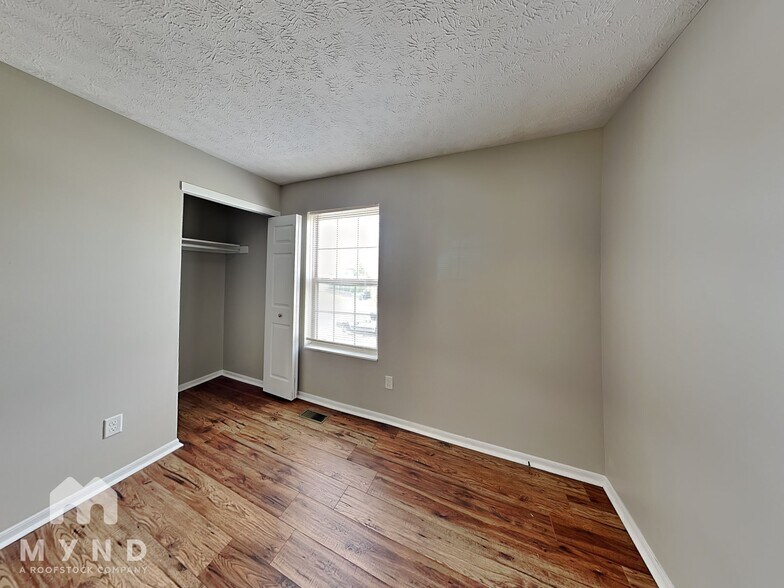 Building Photo - 888 Riggsby Rd