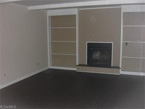 Building Photo - Spacious 2 Bedroom Condo