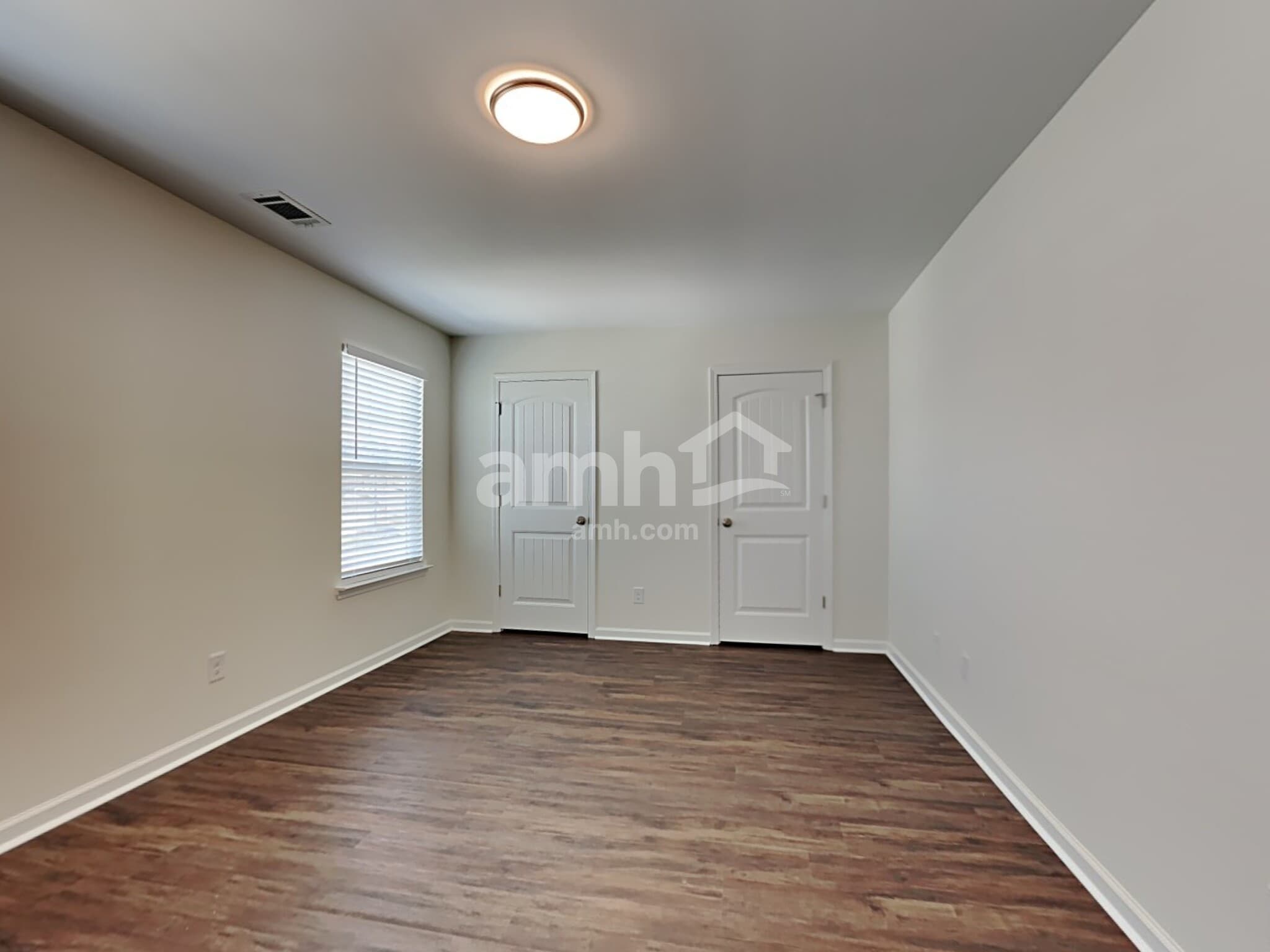 Building Photo - 138 Waverly Way