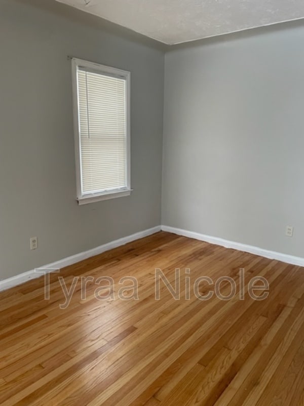 Building Photo - 9936 Montrose St