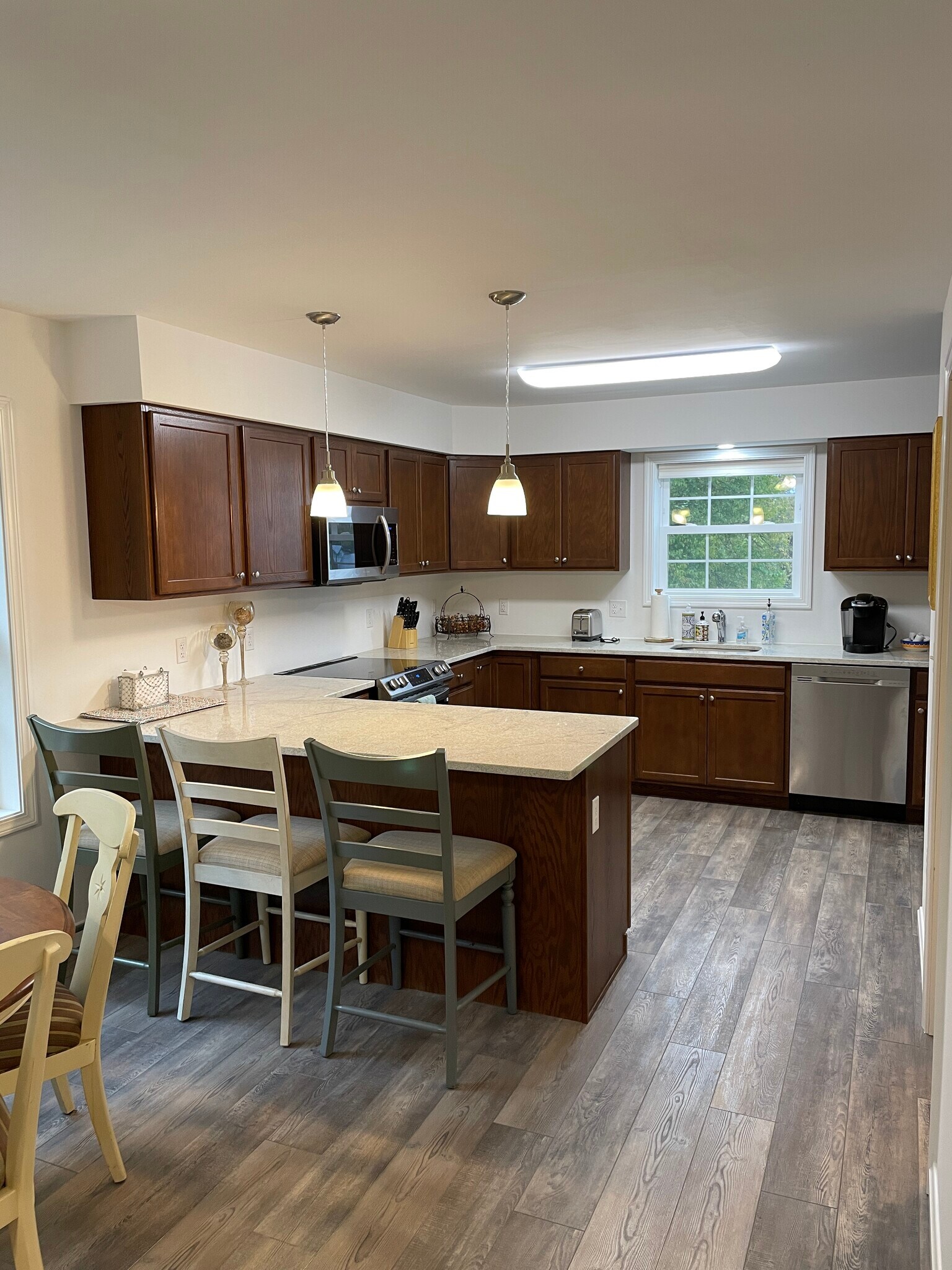Building Photo - 4 Brozdowski Ln