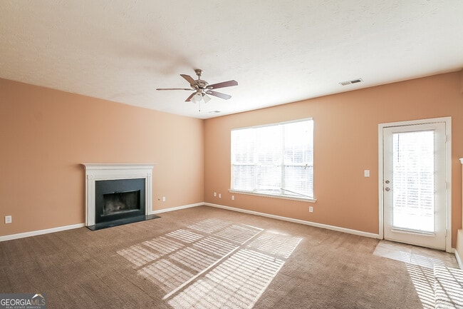 Building Photo - 2095 Sugar Creek Falls Ct