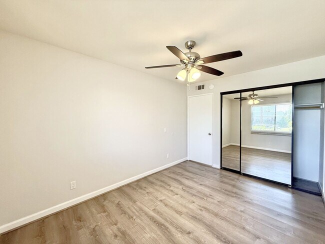 Building Photo - AVAILABLE NOW!! GORGEOUS 3 Bedroom 3 Bathroom Condo Rancho Mirage!!!
