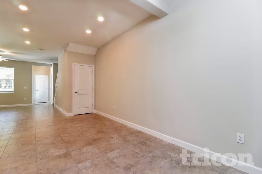 Building Photo - 6875 Citrus Creek Ln