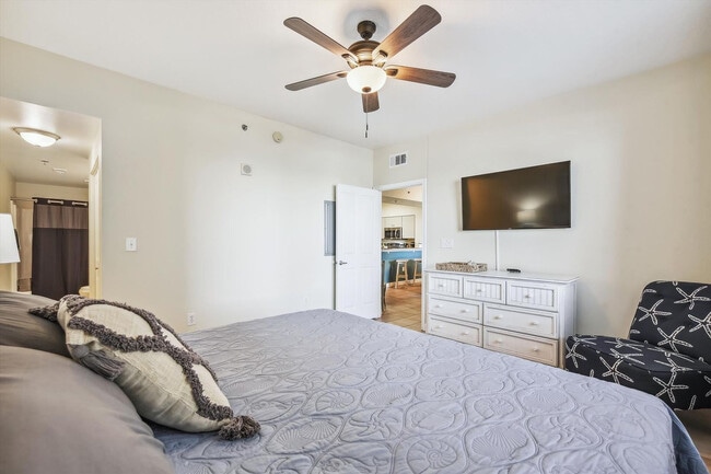 Building Photo - 104 Gulfside Ct