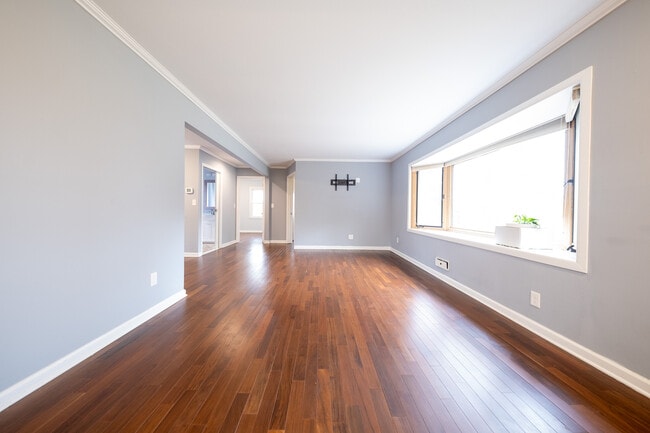 Building Photo - 7745 Vincent Ave S