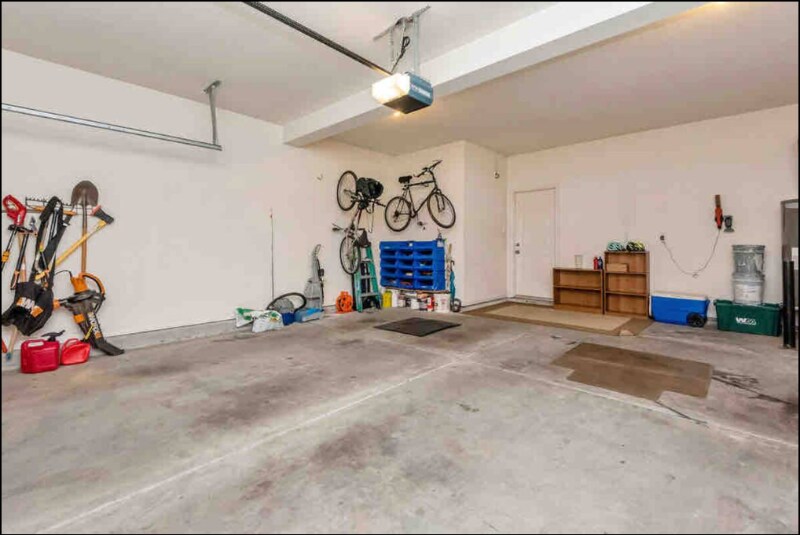 Building Photo - 7012 City View Dr