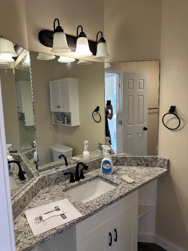 Building Photo - 2131 Quail Creek Dr