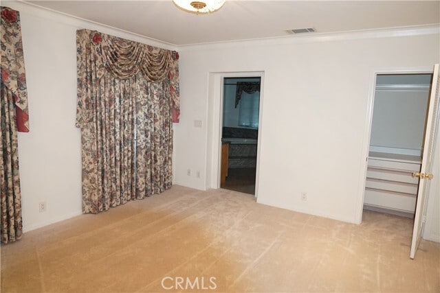 Building Photo - 1200 Oakwood Dr