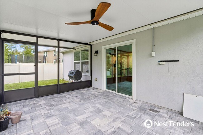 Building Photo - 65206 Lagoon Forest Dr