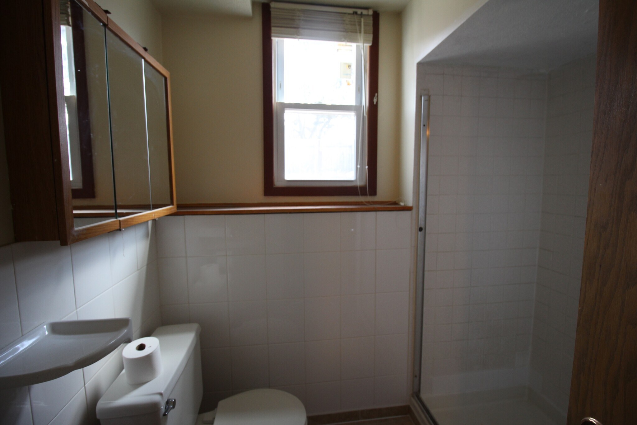 Second full bathroom - 9901 Blaisdell Ave S