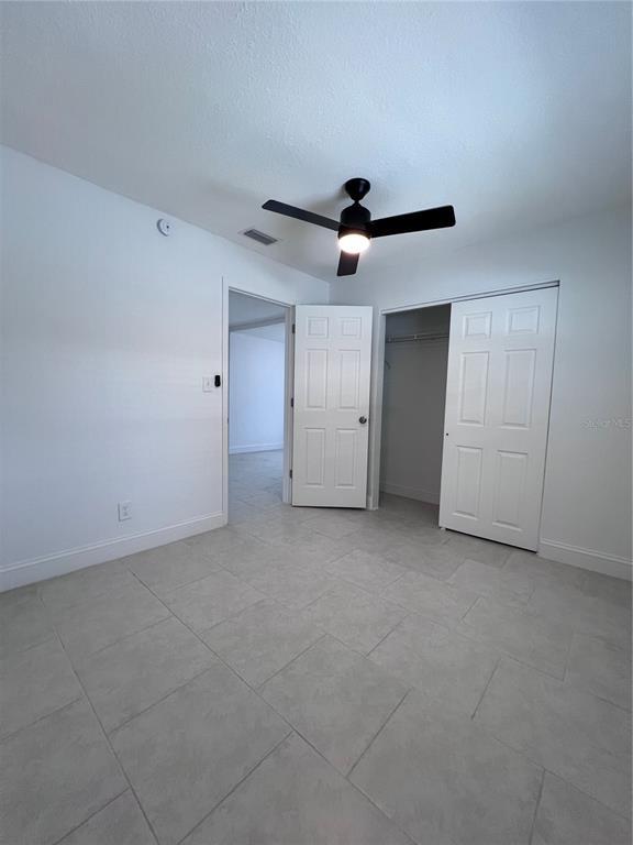Building Photo - 118 W Sligh Ave