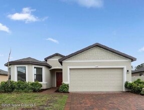 Building Photo - 7349 Tourmaline Dr