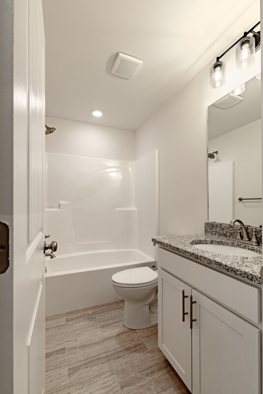 Building Photo - 812 Aubrey Ave