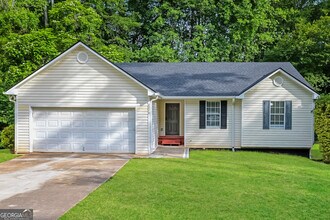 Building Photo - 2270 Village Dr