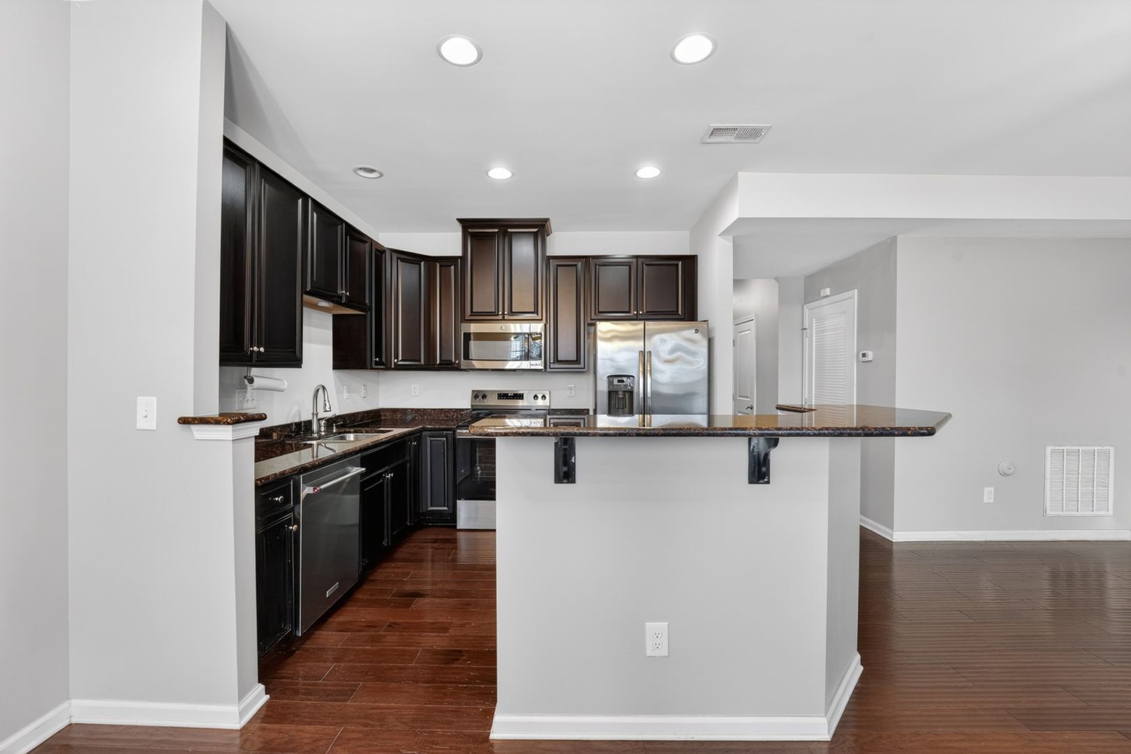 Building Photo - 6402 Terrace View Ct