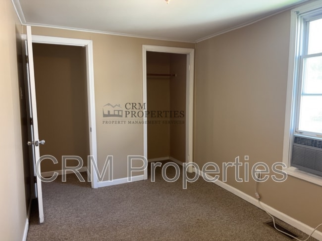 Building Photo - 1327 S Ohio St