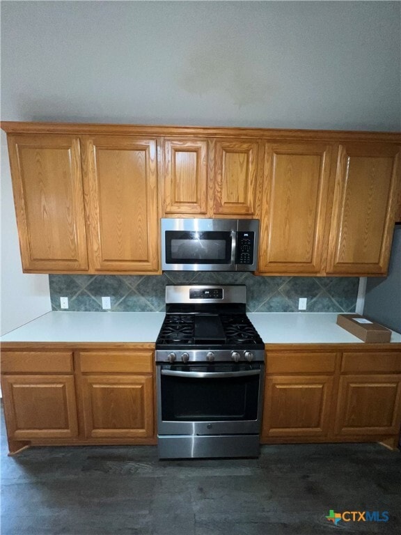 Building Photo - 1734 Oak Forest Dr