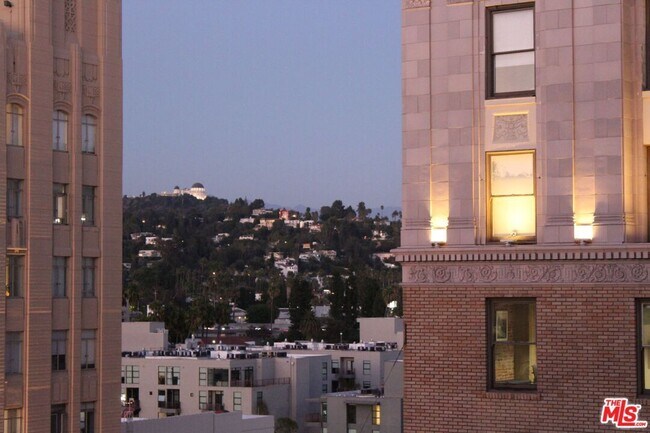 Building Photo - 1645 Vine St