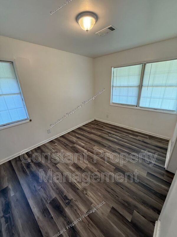 Building Photo - 3371 Adkins Ave
