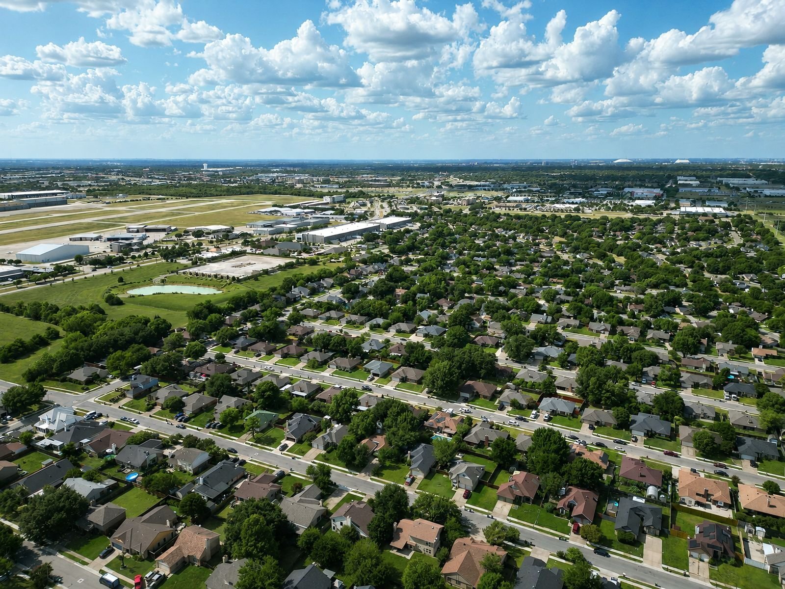 Building Photo - 1500 Endicott Dr