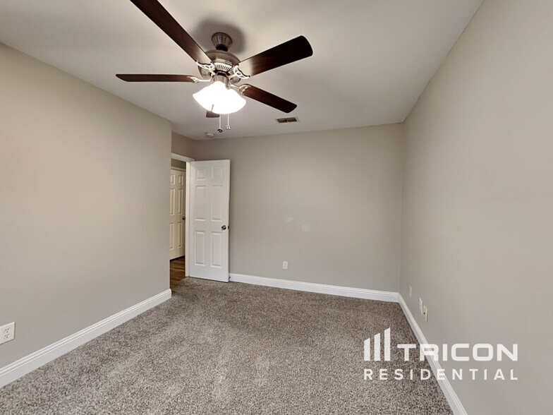 Building Photo - 1133 Single Tree Dr