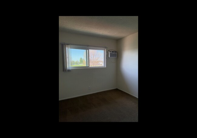 Interior Photo - 6841 Coldwater Canyon