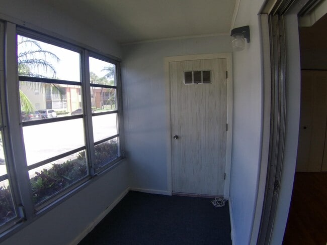 Building Photo - 241 Piedmont F