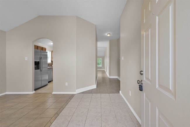 Building Photo - 18479 Sunrise Pines Dr