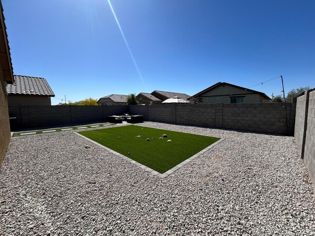 Building Photo - 17939 W Villa Chula Ln