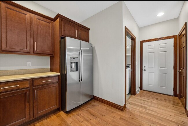 Kitchen - 2815 44th St