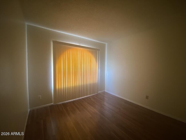 Building Photo - 4606 Paseo Las Palmas