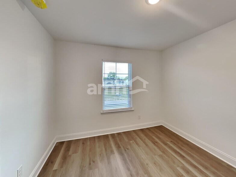 Building Photo - 201 Gershon Way