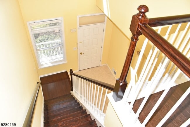 Building Photo - 125 Springhill Dr