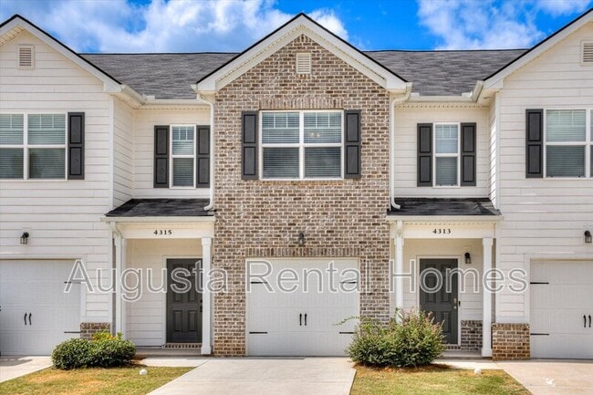 Building Photo - 4315 Newland St