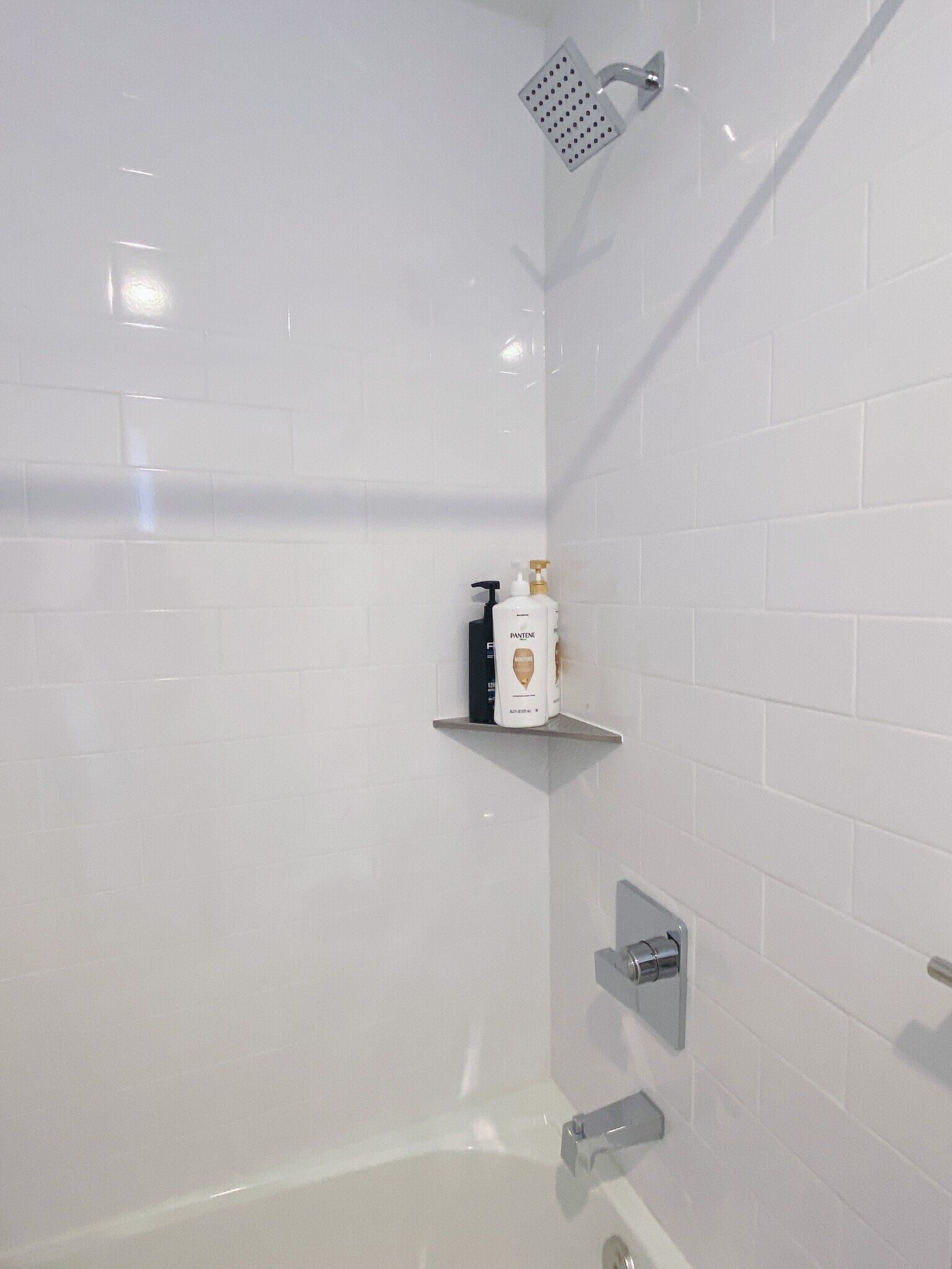 Bathroom 123 - 3814 Hamilton St